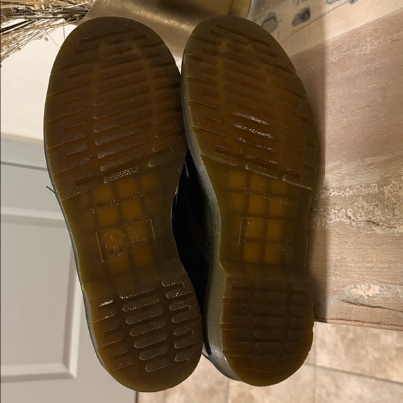 Black Dr. Marten 1460 Boots - Picture 6 of 8